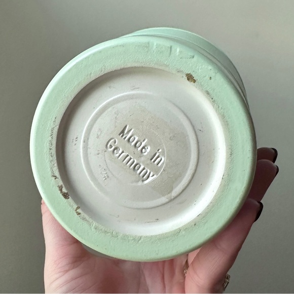 Vintage Mint Green Ceramic Flower Vase Made in Germany Ribbed Pottery - Picture 4 of 5